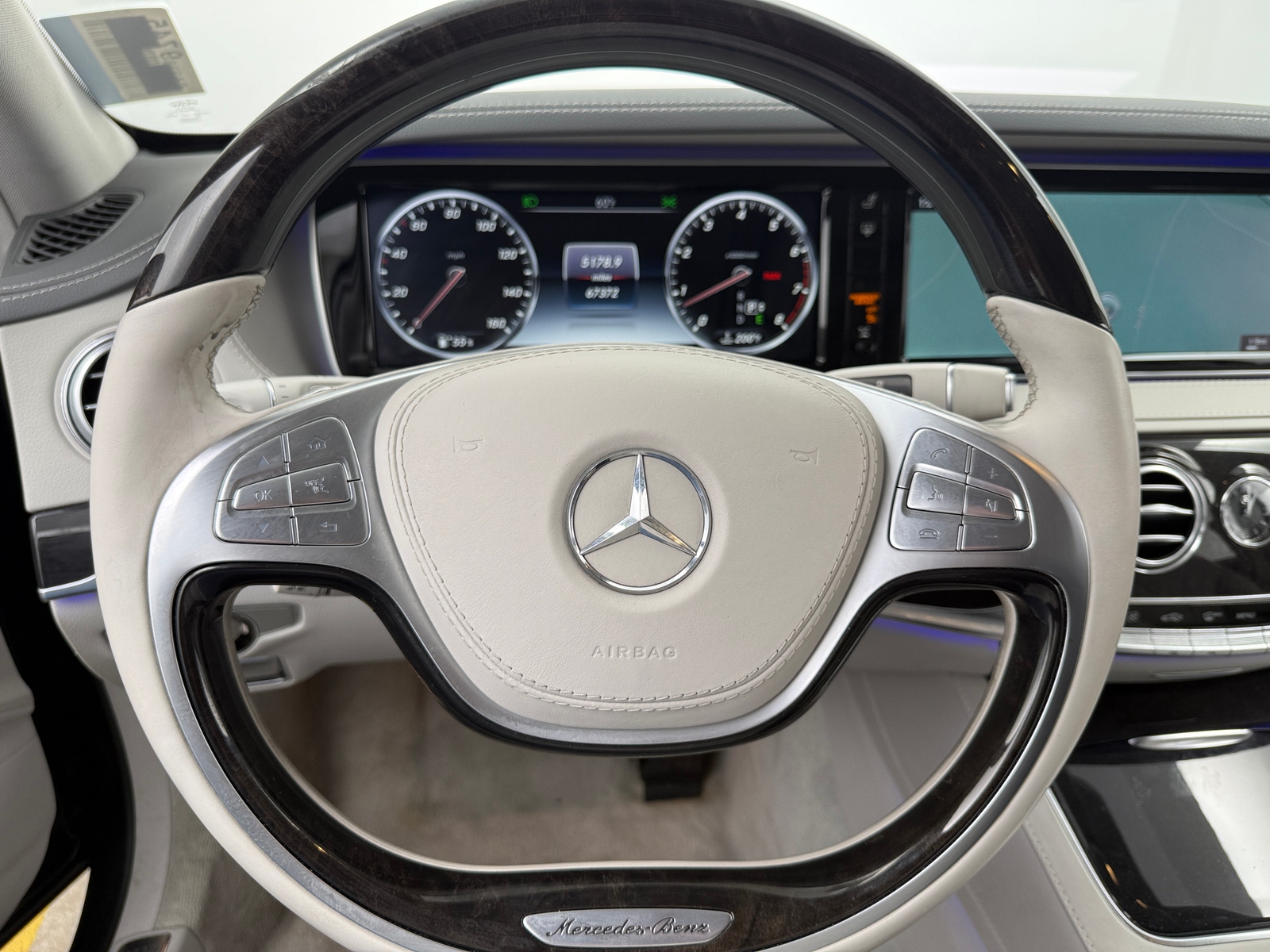 Thumbnail: 2016 Mercedes-Benz S-Class - 4