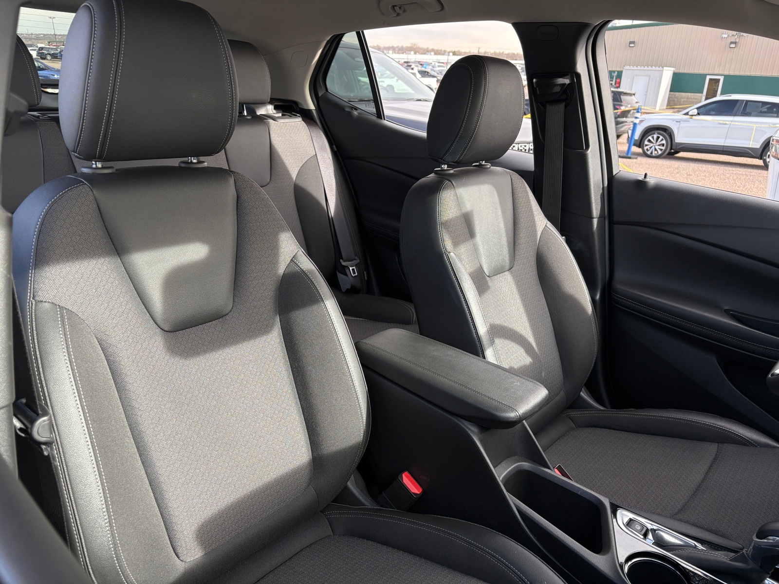 Thumbnail: 2025 Buick Encore GX - 2