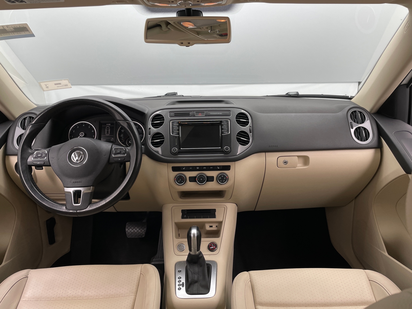 Thumbnail: 2017 Volkswagen Tiguan - 2