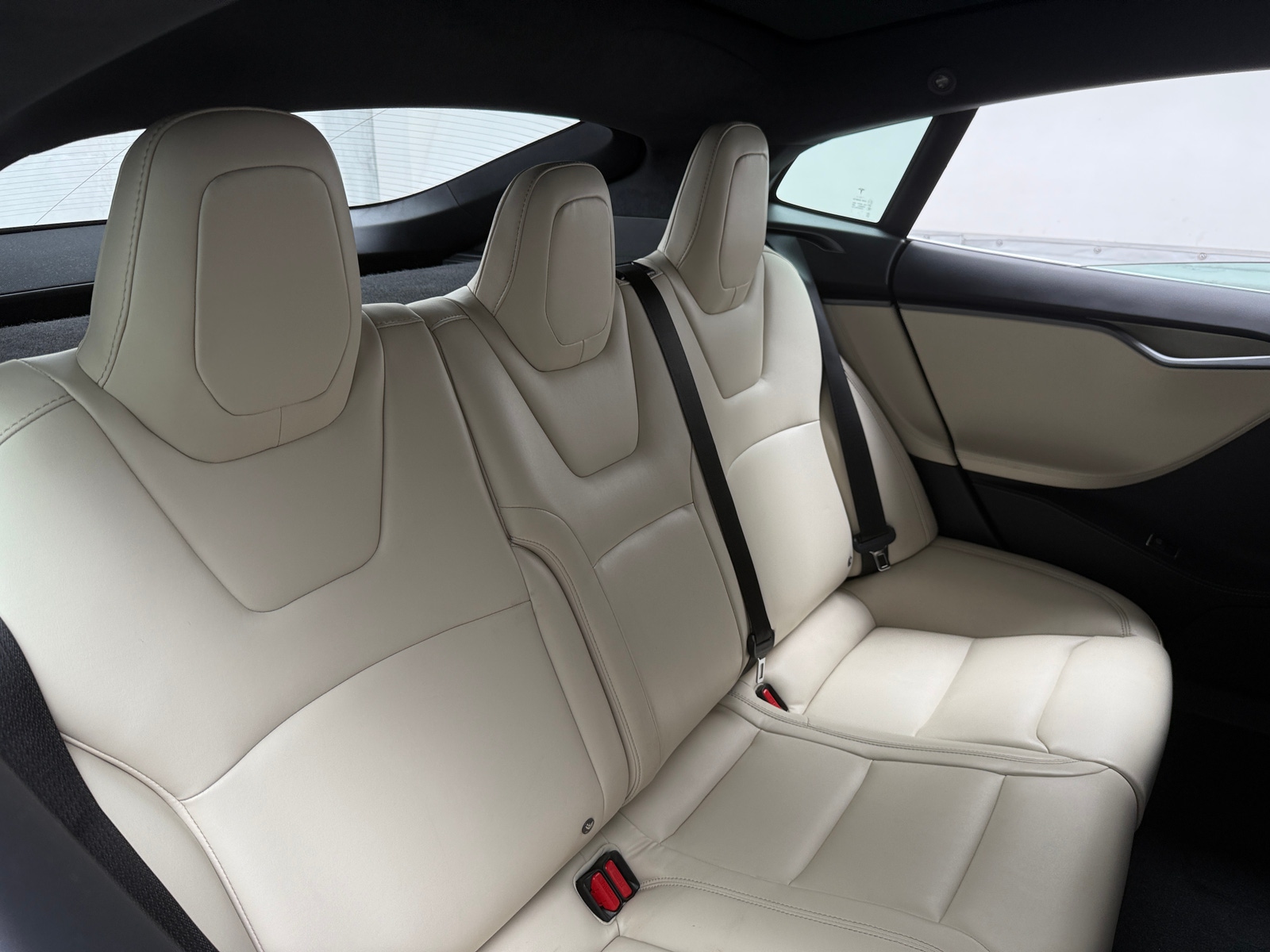 Thumbnail: 2020 Tesla Model S - 5