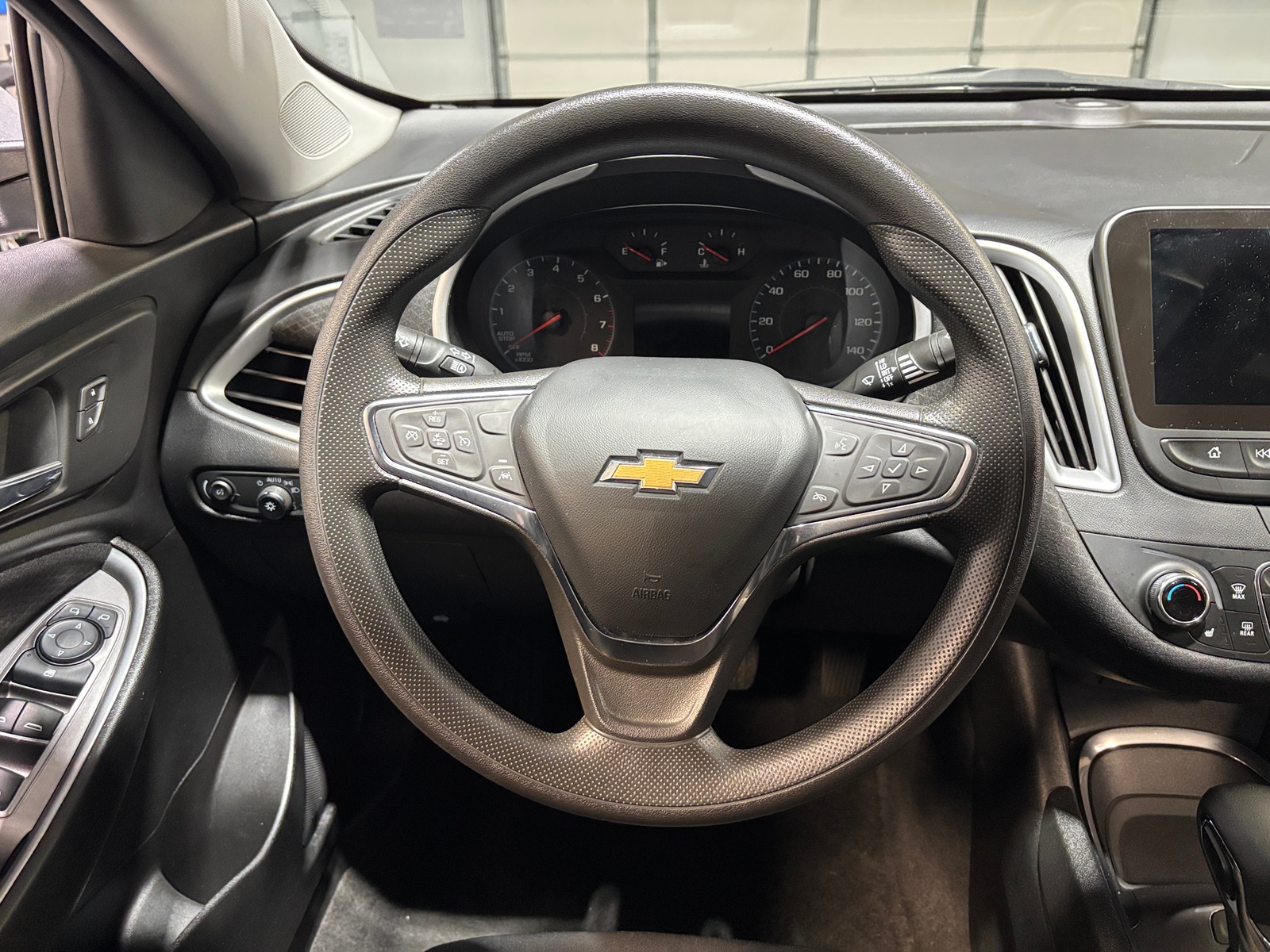 Thumbnail: 2024 Chevrolet Malibu - 5