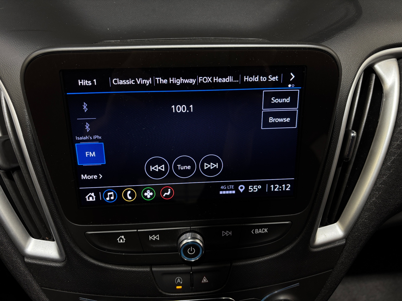 Thumbnail: 2024 Chevrolet Malibu - 4