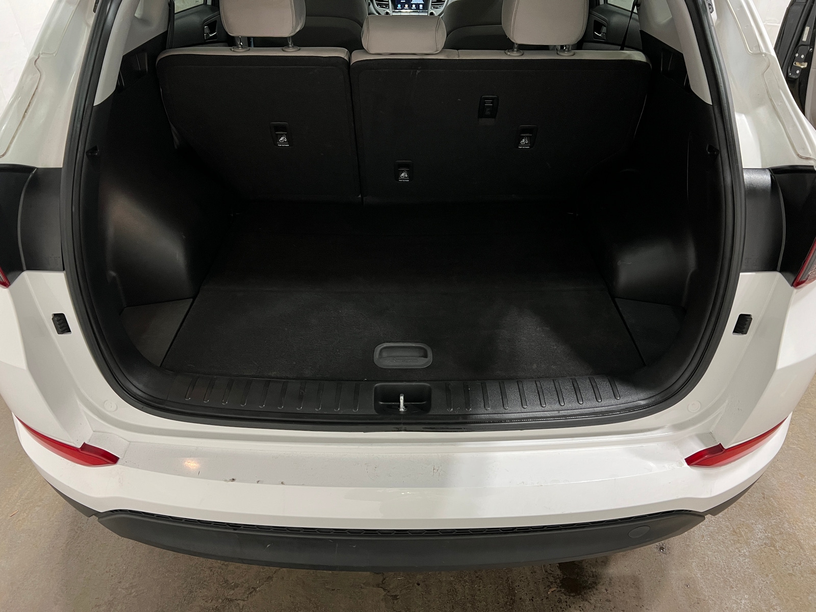 Thumbnail: 2018 Hyundai Tucson - 7