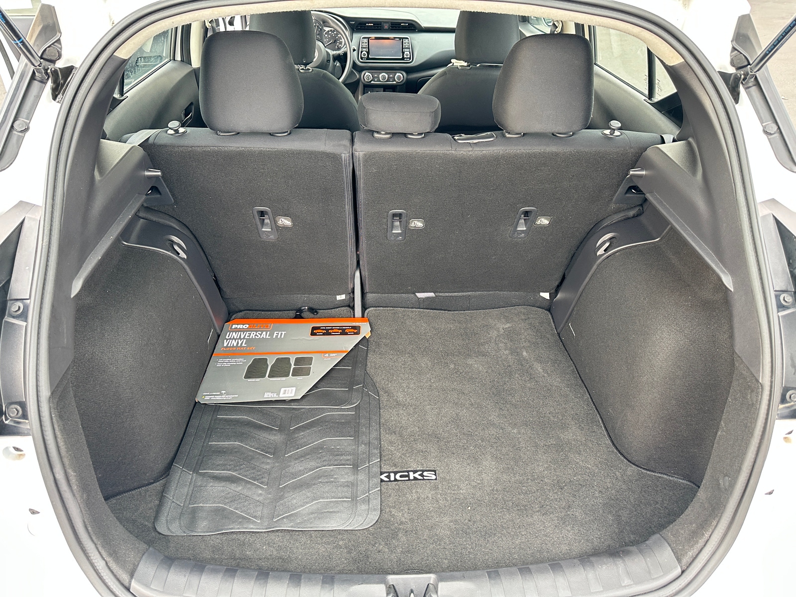 Thumbnail: 2023 Nissan Kicks - 7