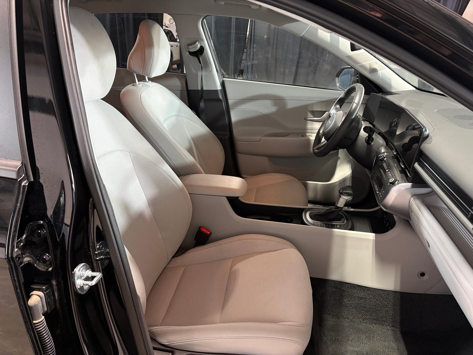 Thumbnail: 2025 Hyundai Kona - 2