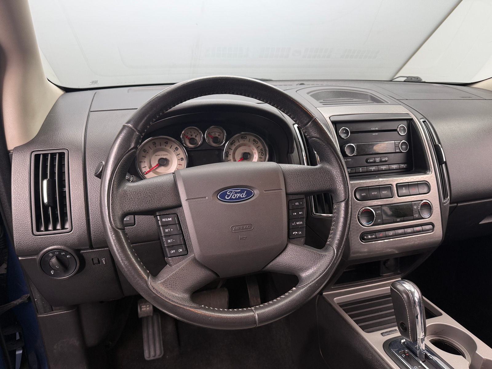 Thumbnail: 2010 Ford Edge - 4