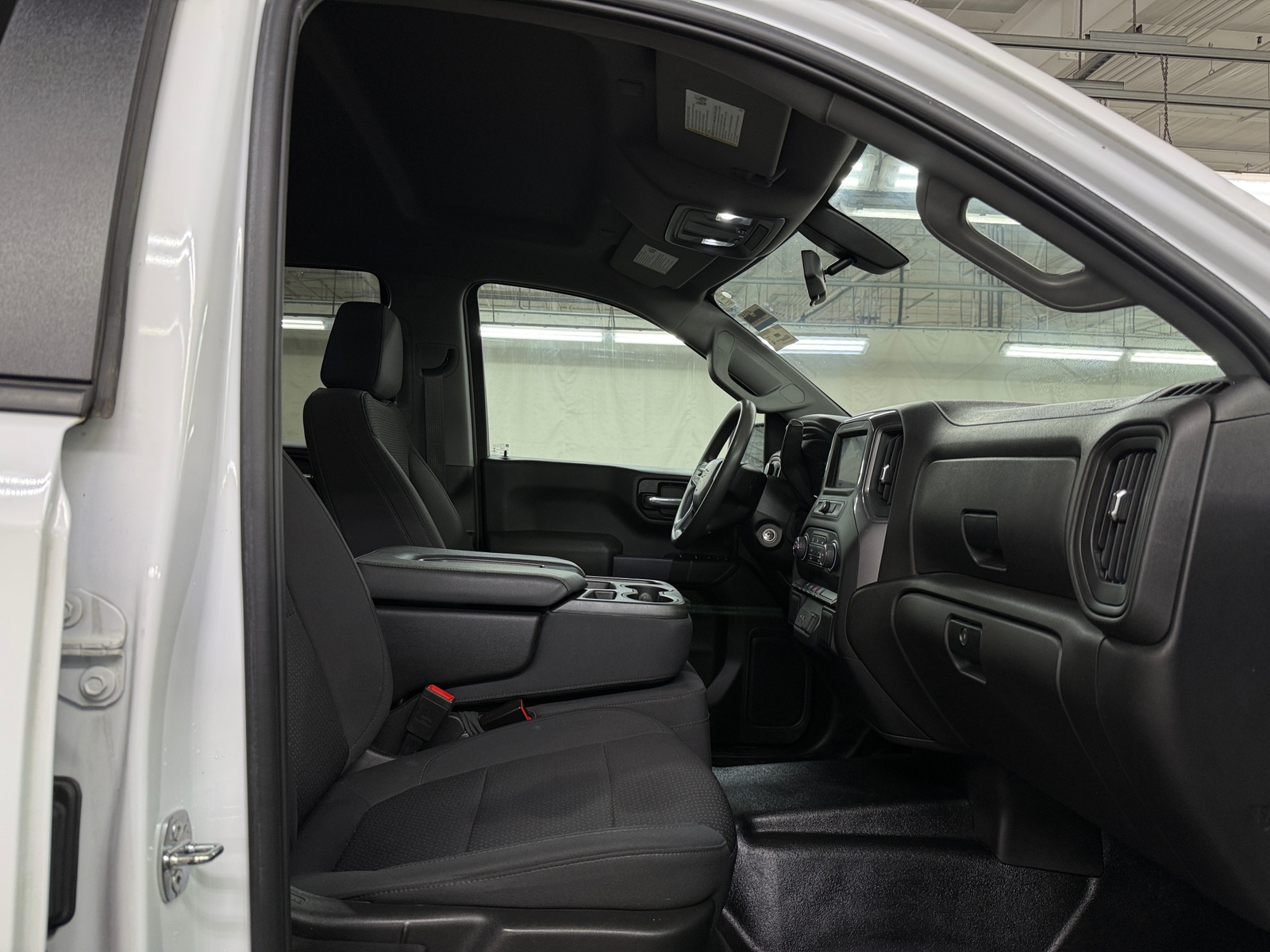 Thumbnail: 2022 Chevrolet Silverado 1500 - 2