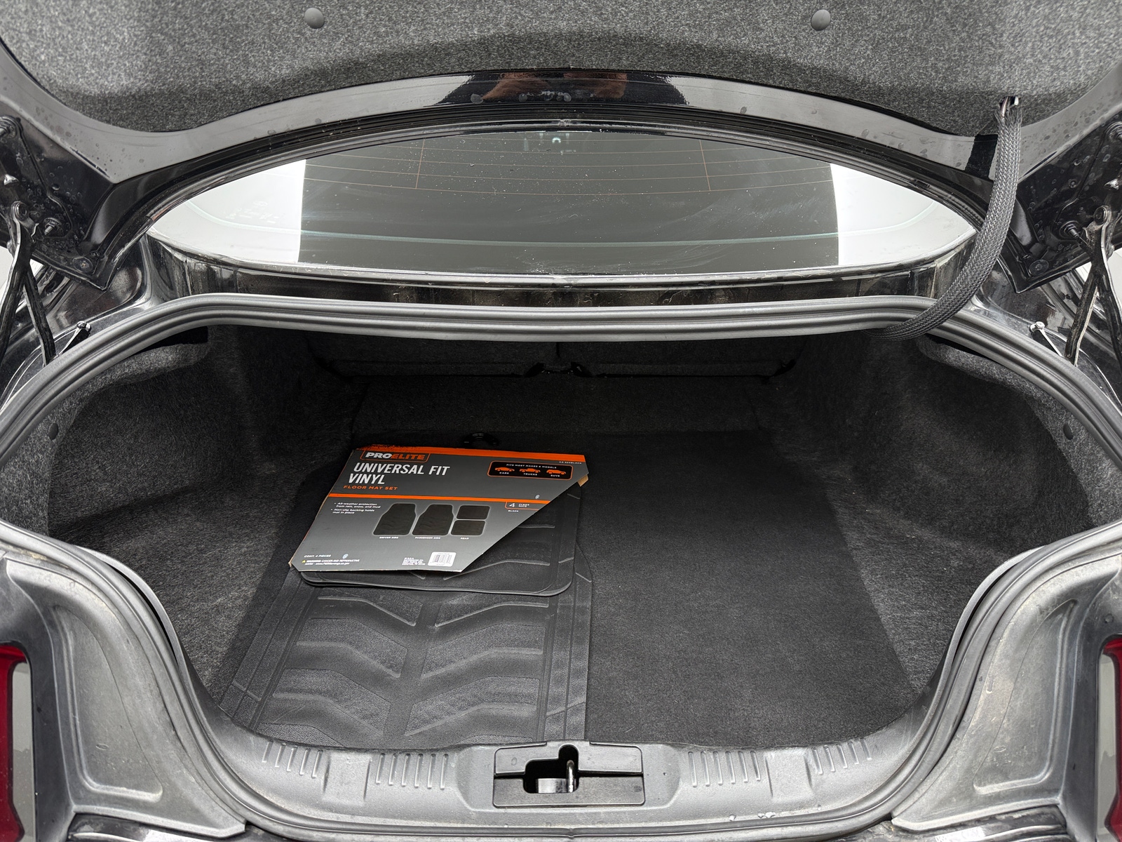 Thumbnail: 2022 Ford Mustang - 6