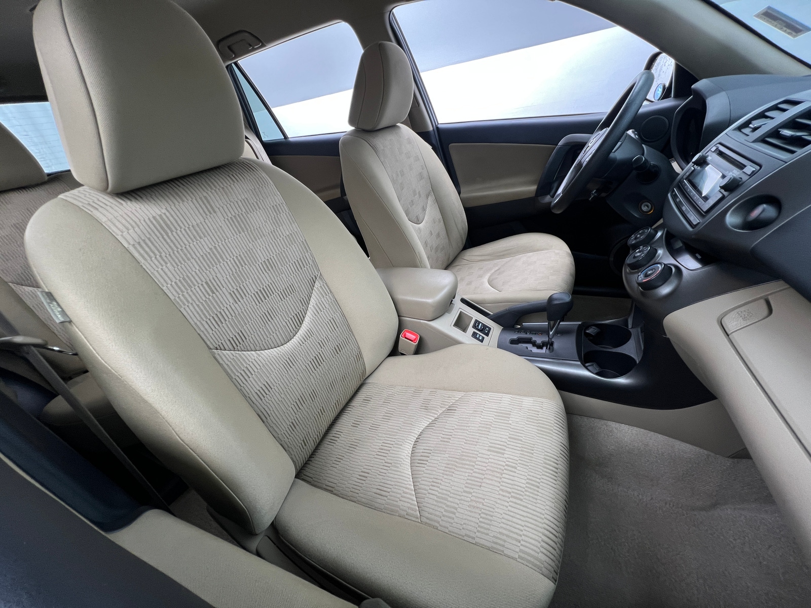 Thumbnail: 2012 Toyota RAV4 - 2