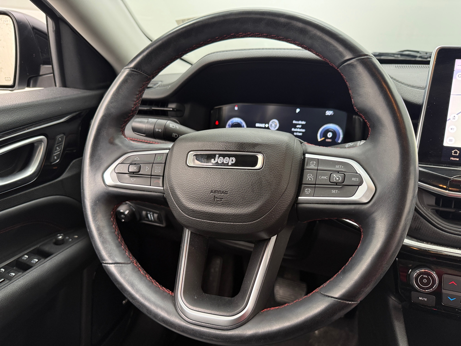 Thumbnail: 2022 Jeep Compass - 4