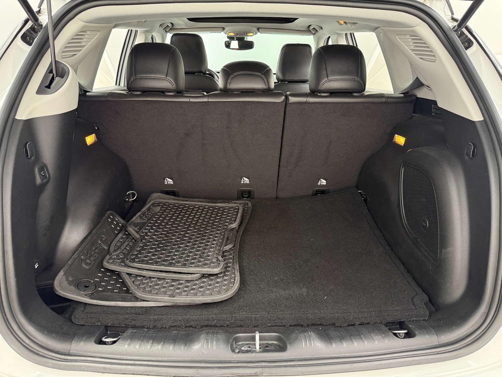 Thumbnail: 2022 Jeep Compass - 6