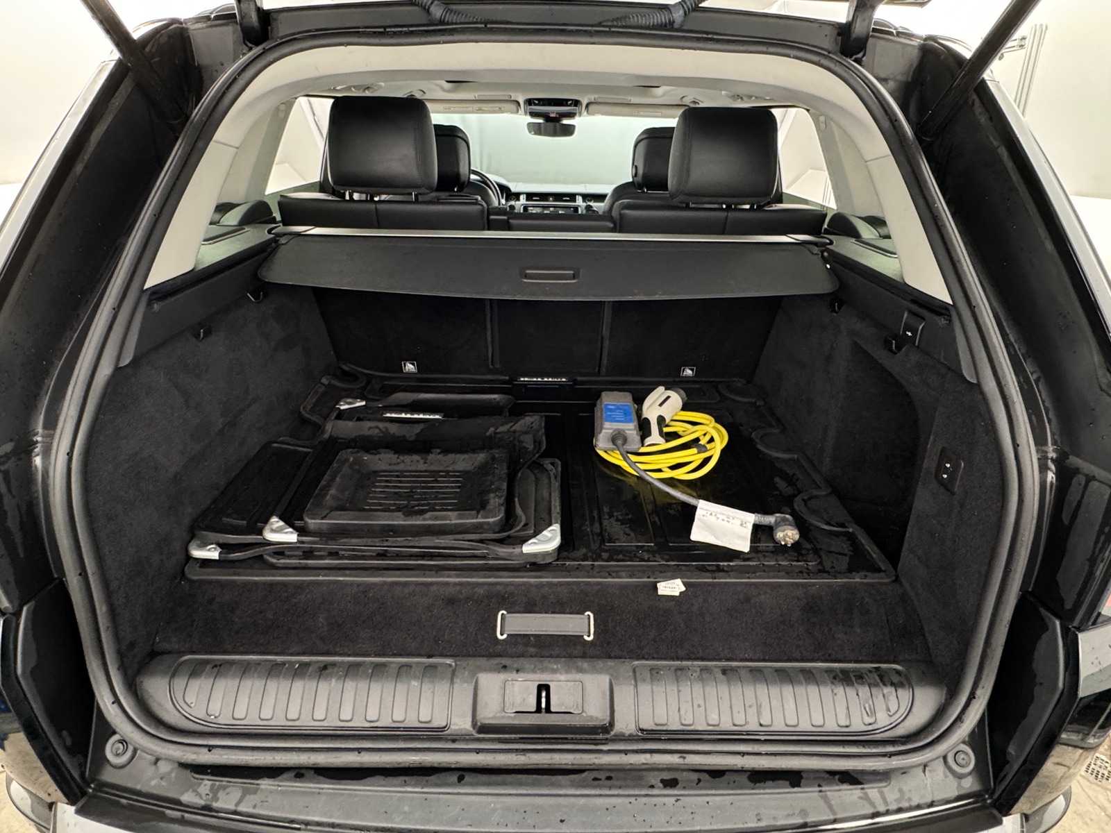 Thumbnail: 2020 Land Rover Range Rover Sport - 6