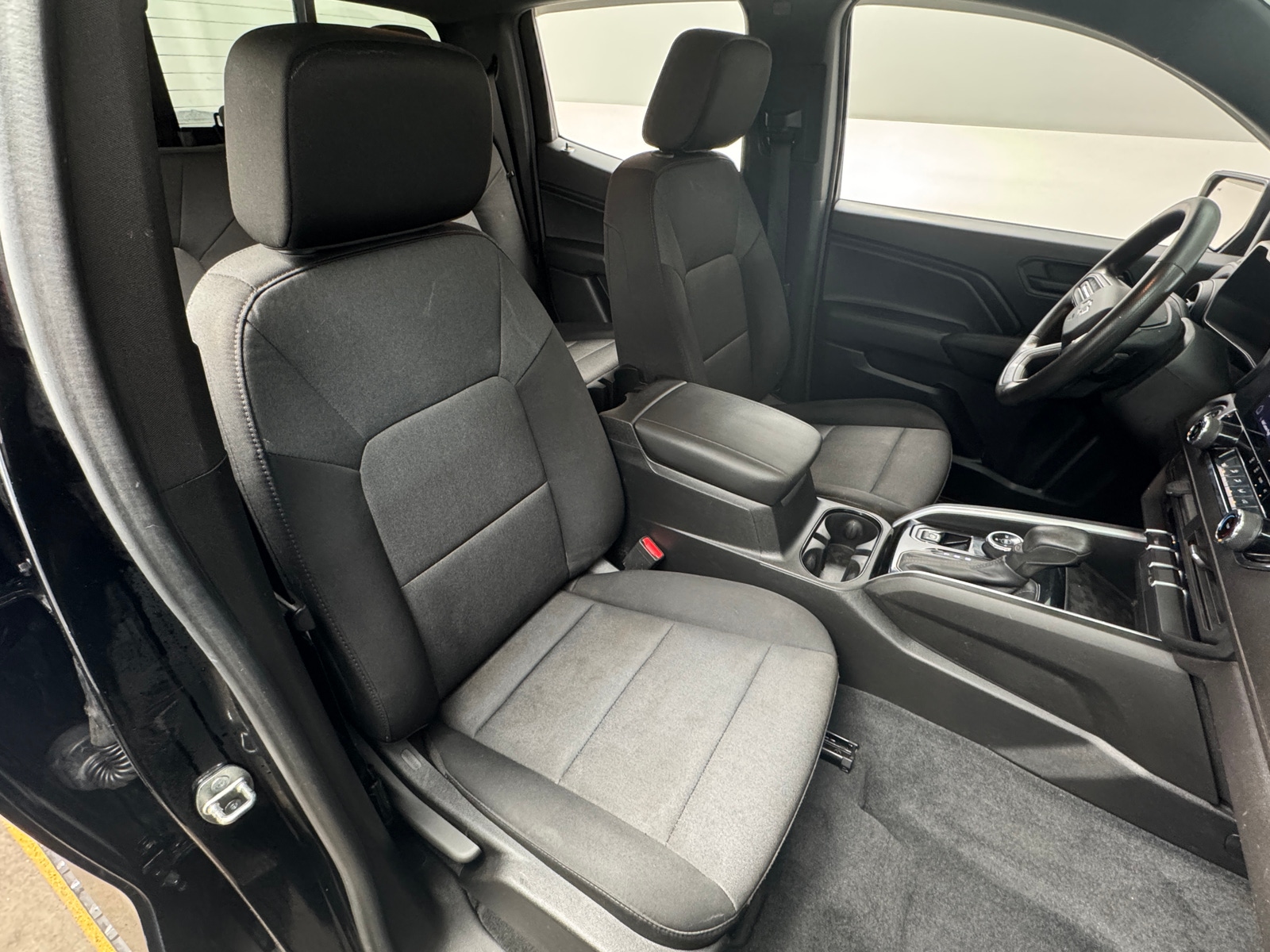 Thumbnail: 2023 Chevrolet Colorado - 2