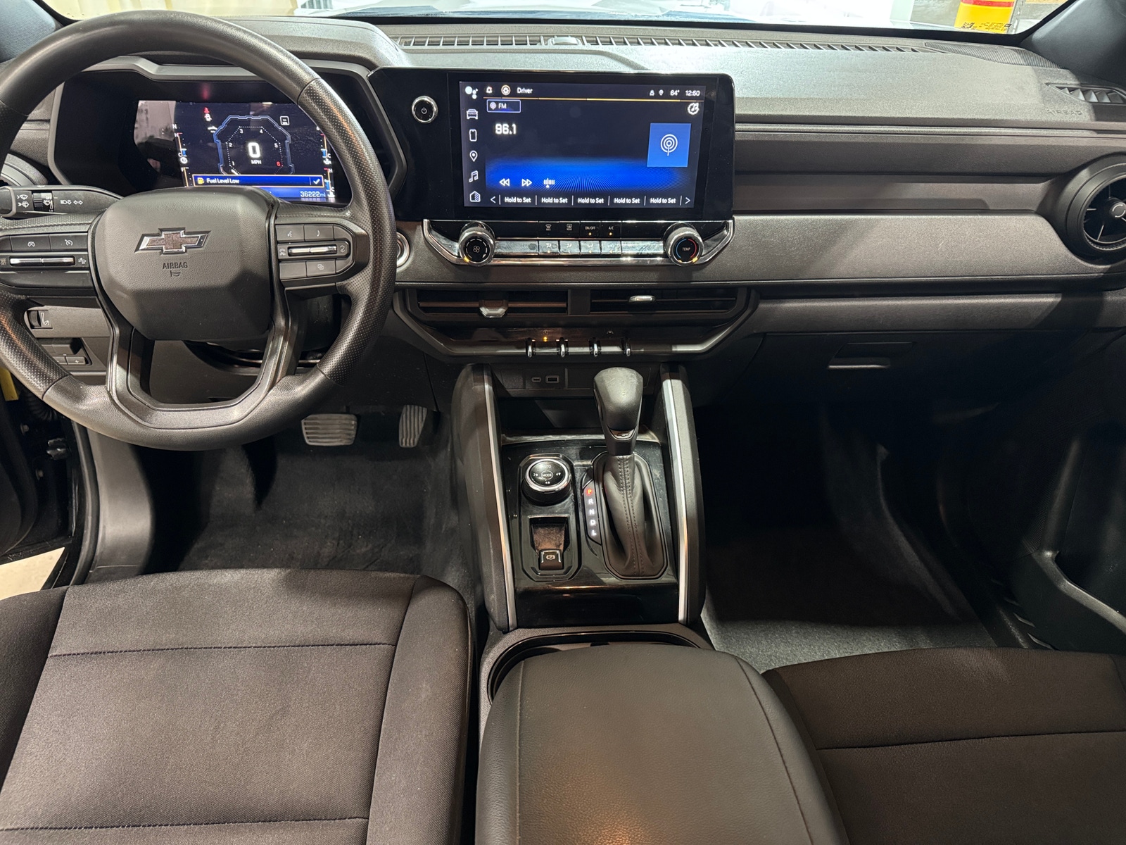 Thumbnail: 2023 Chevrolet Colorado - 3