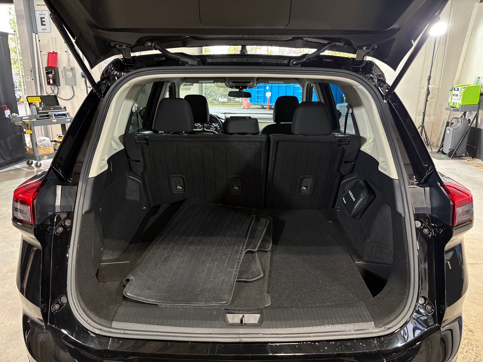 Thumbnail: 2025 Nissan Rogue - 7