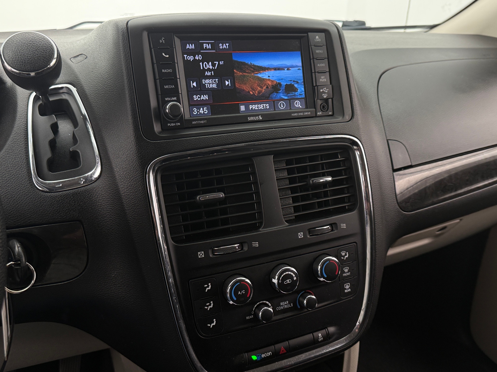 Thumbnail: 2018 Dodge Grand Caravan - 4