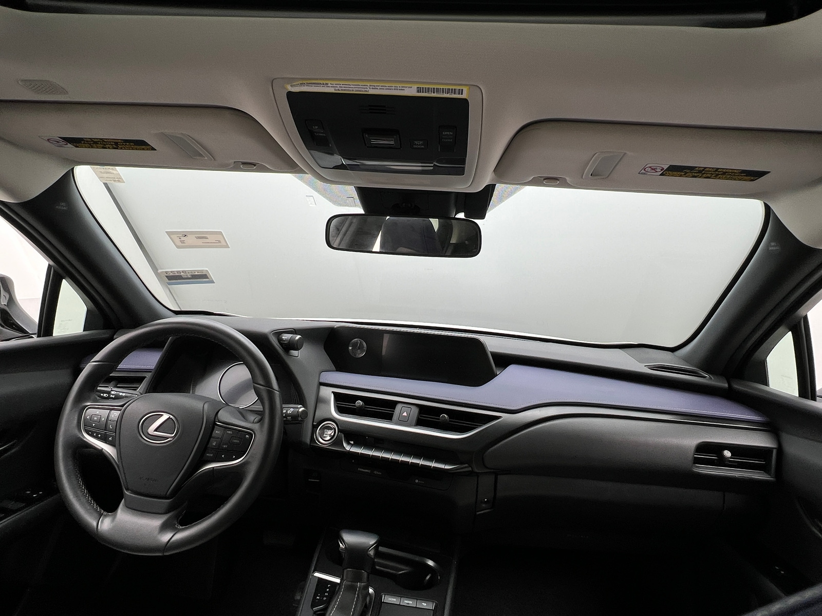 Thumbnail: 2020 Lexus UX - 2