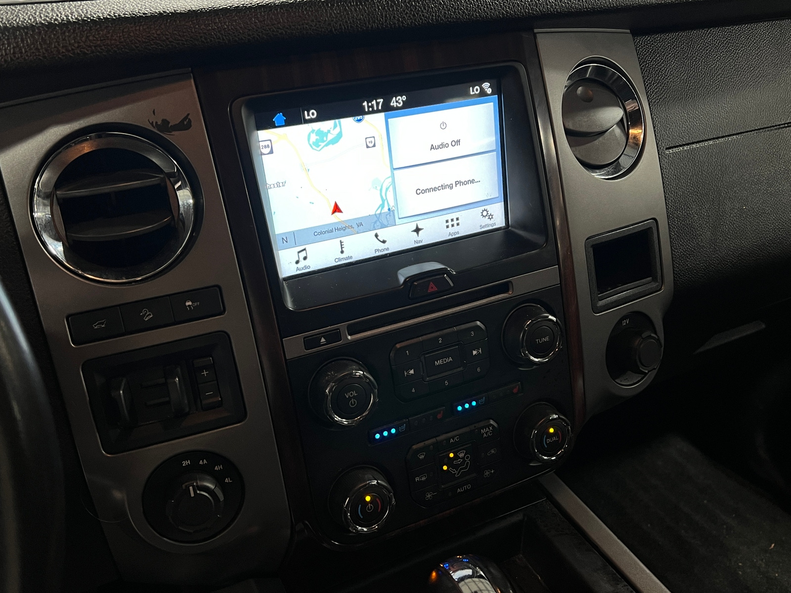 Thumbnail: 2016 Ford Expedition - 3