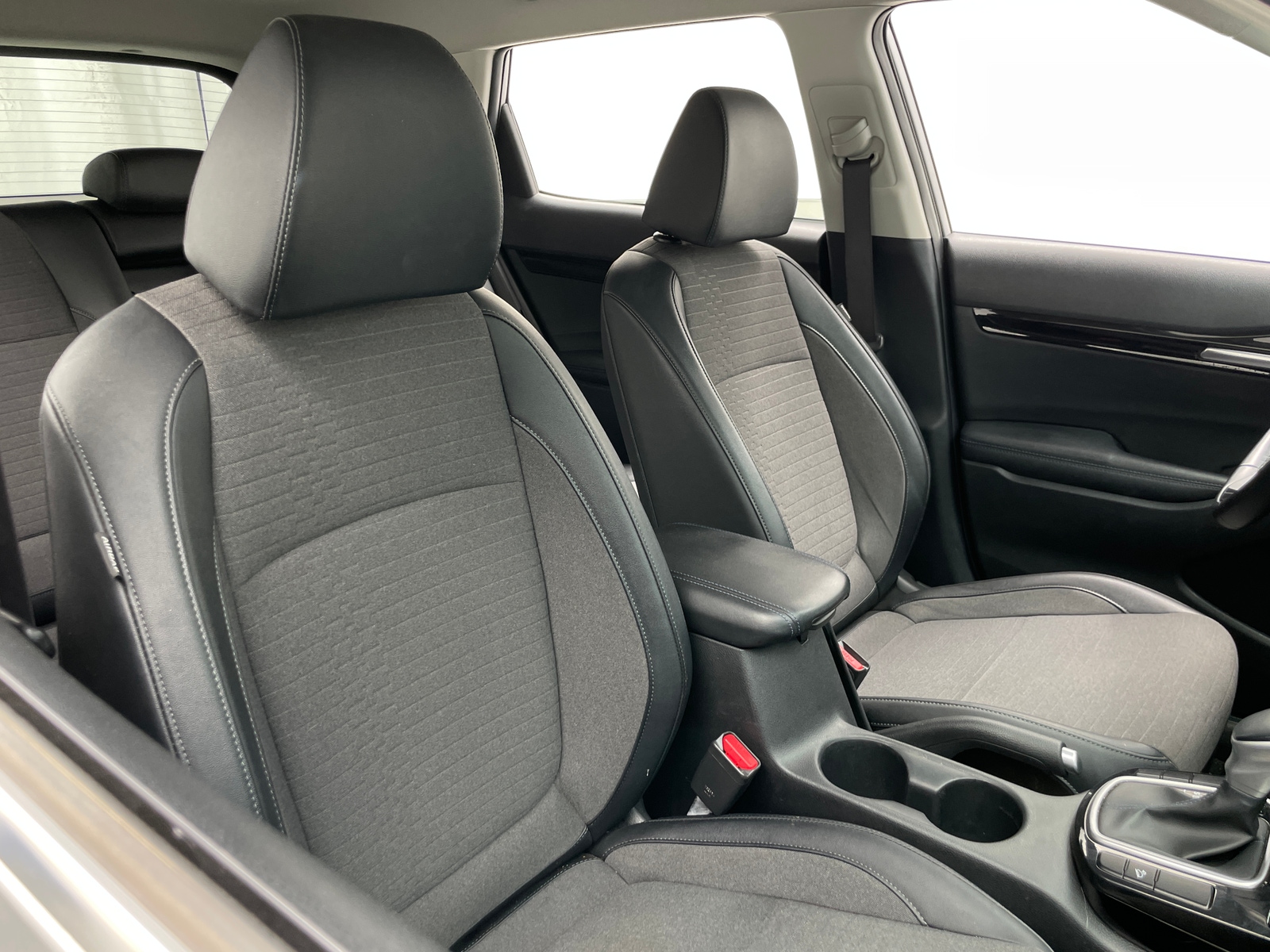 Thumbnail: 2023 Kia Seltos - 2