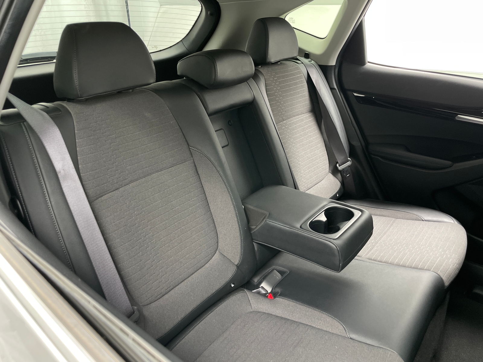 Thumbnail: 2023 Kia Seltos - 6