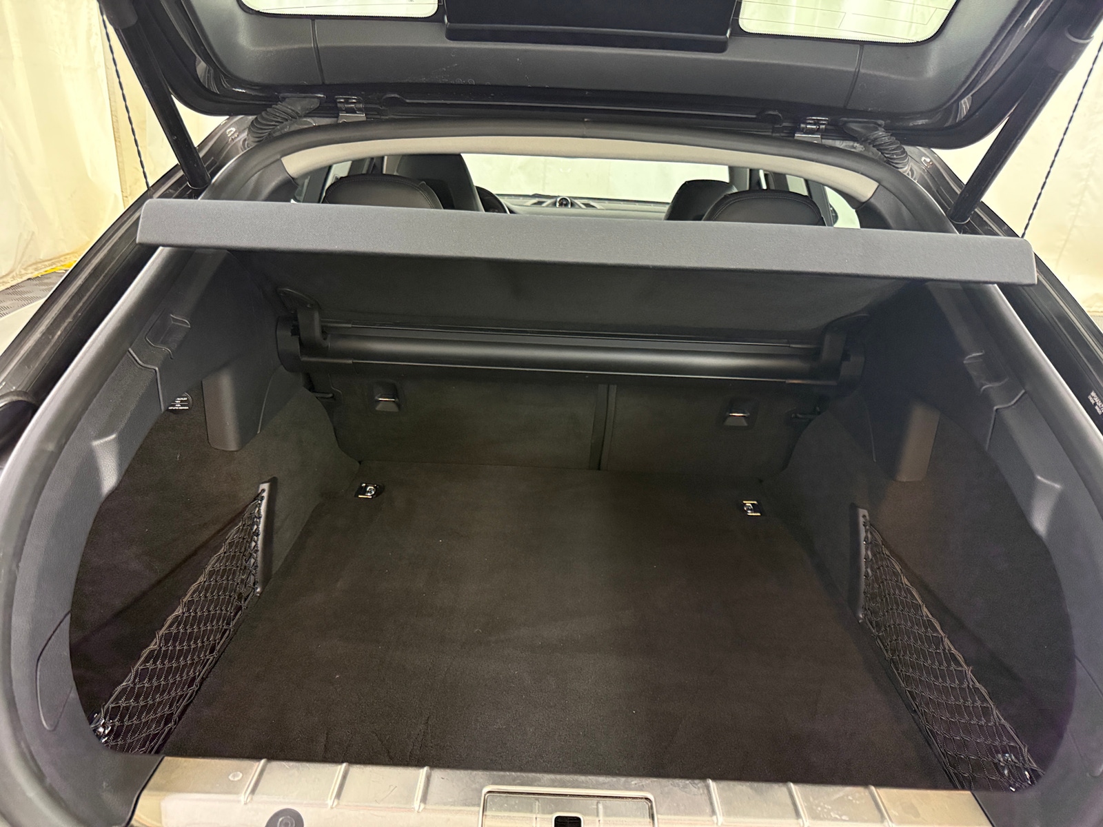 Thumbnail: 2013 Porsche Panamera - 6