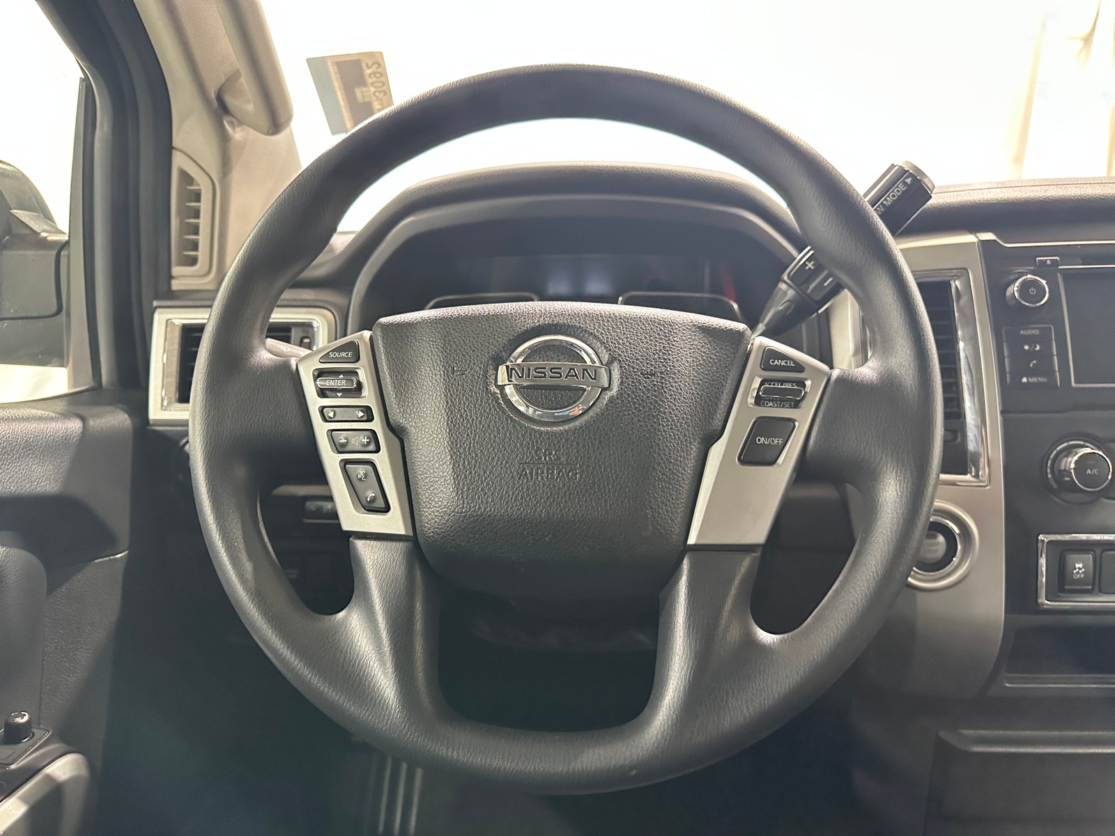 Thumbnail: 2019 Nissan Titan - 5