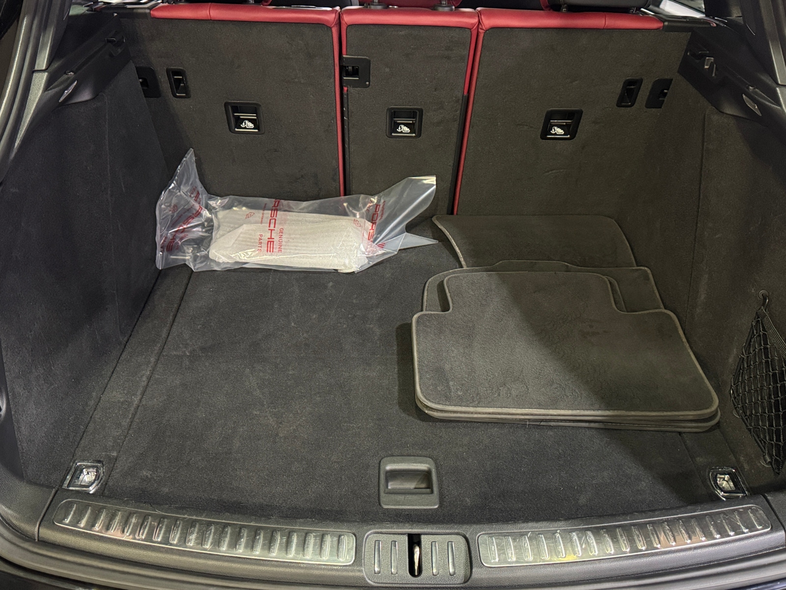 Thumbnail: 2019 Porsche Macan - 6