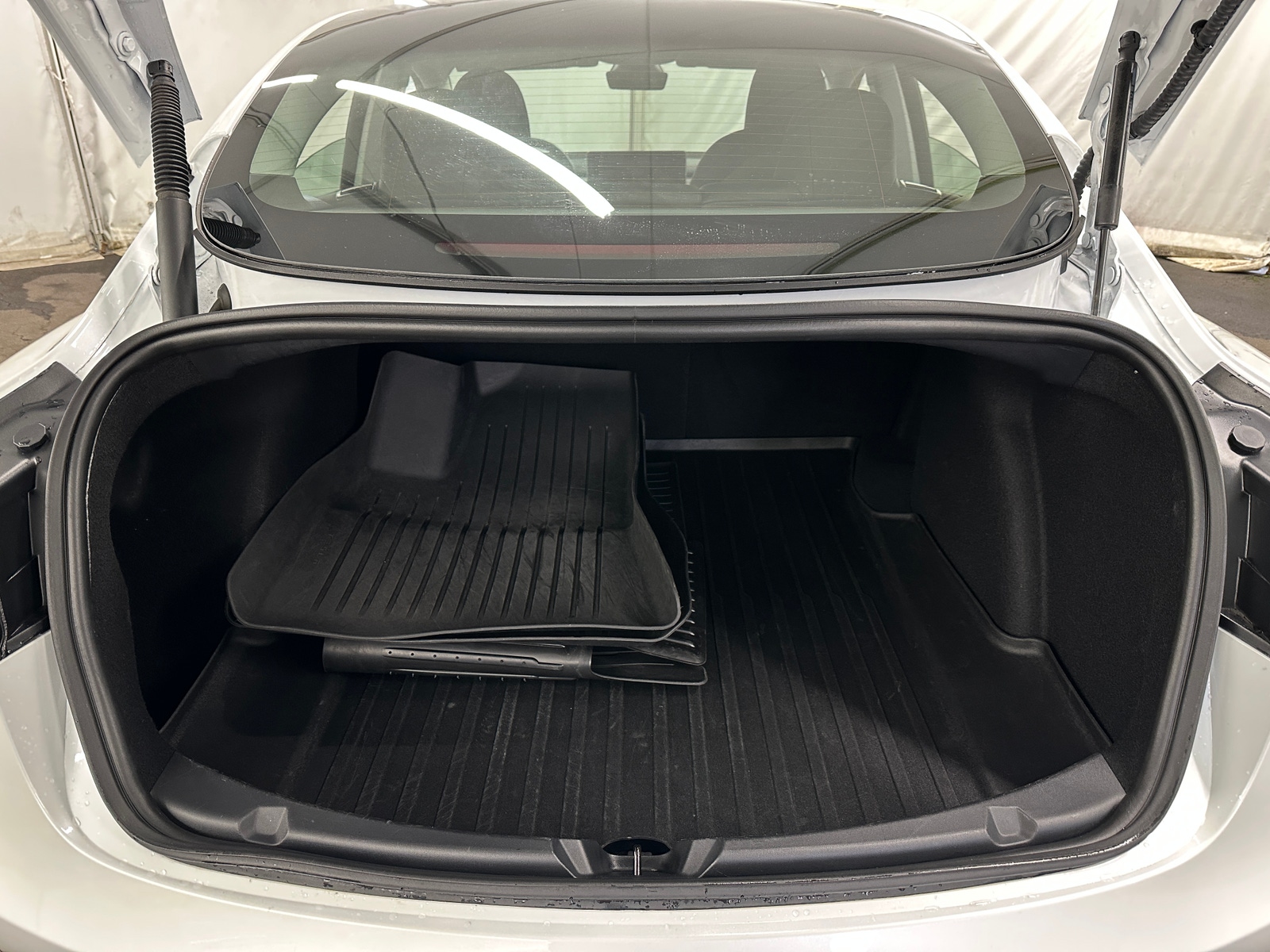 Thumbnail: 2023 Tesla Model 3 - 6