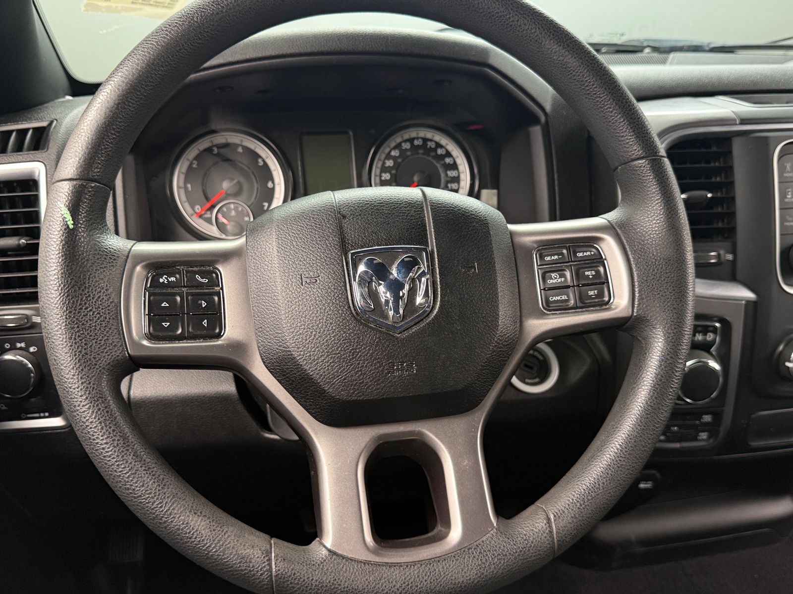 Thumbnail: 2021 RAM 1500 Classic - 5