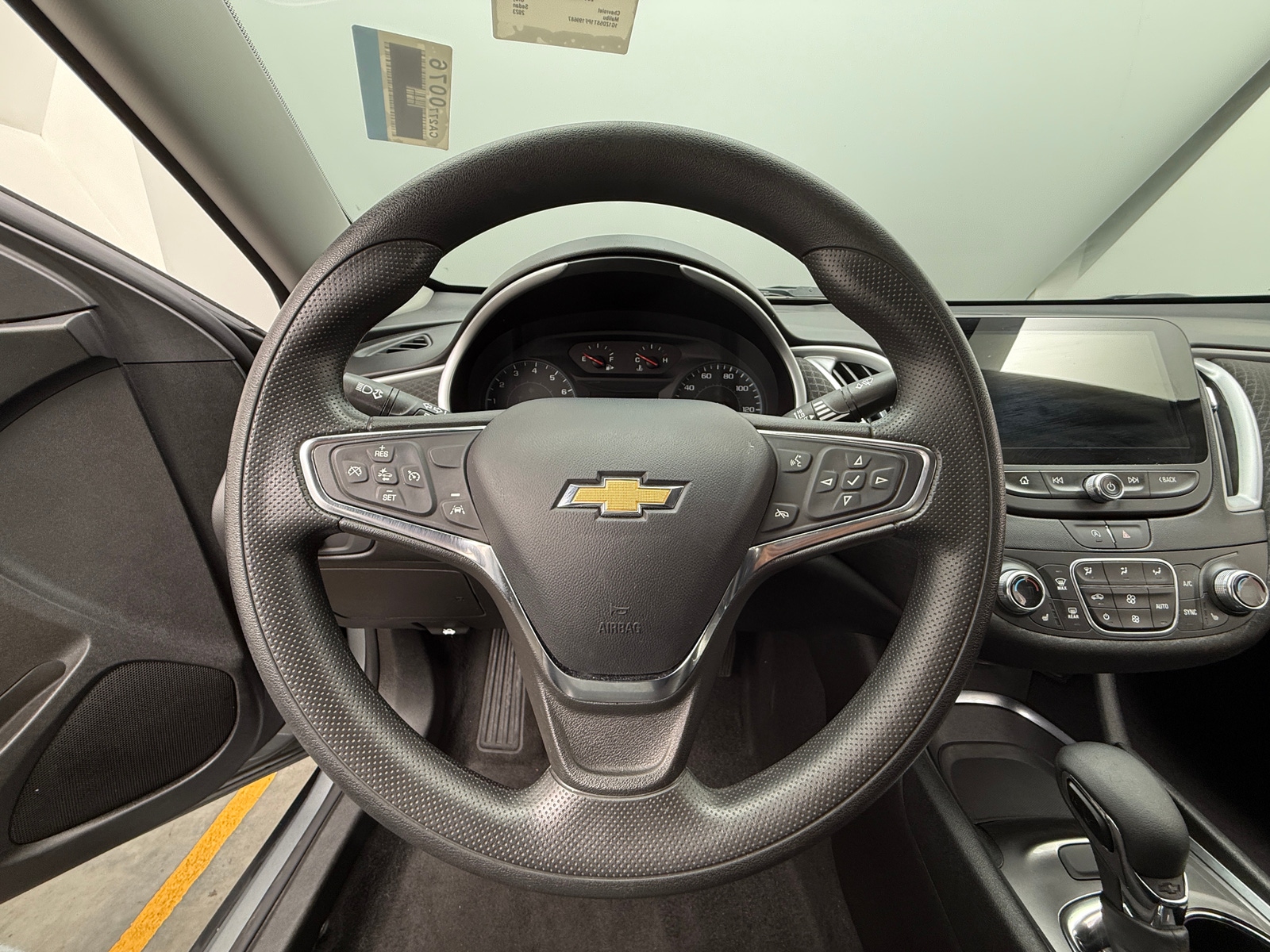 Thumbnail: 2023 Chevrolet Malibu - 5