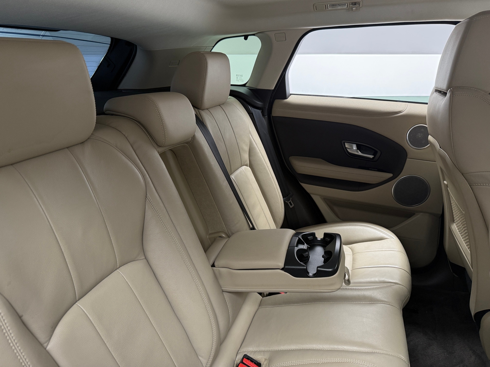 Thumbnail: 2019 Land Rover Range Rover Evoque - 5