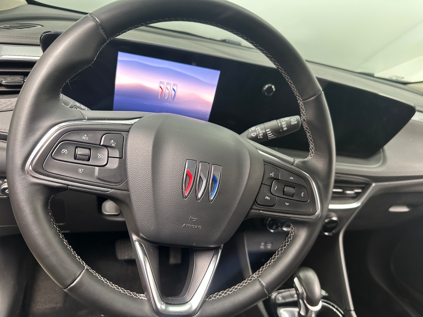 Thumbnail: 2024 Buick Encore GX - 4