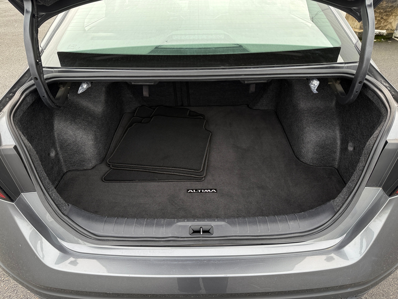 Thumbnail: 2024 Nissan Altima - 7