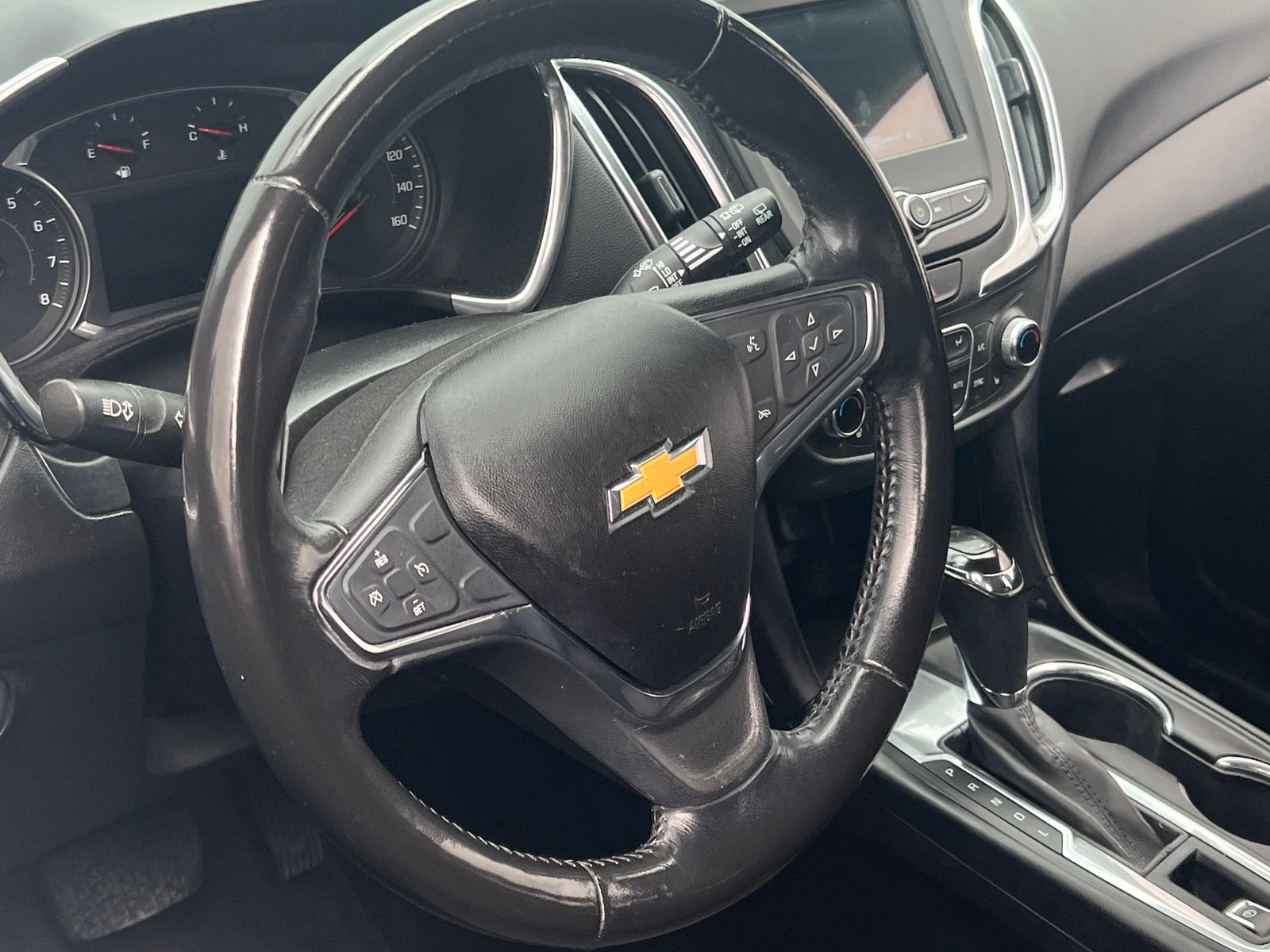 Thumbnail: 2019 Chevrolet Equinox - 5