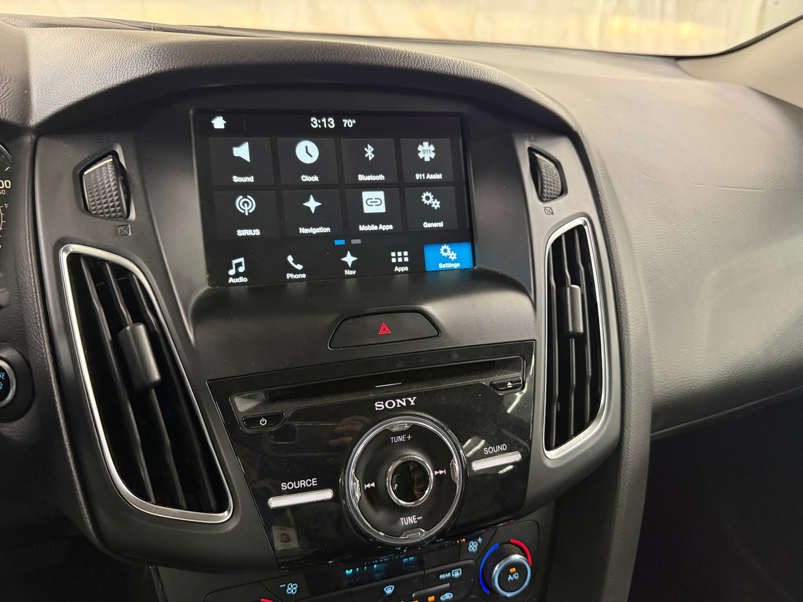 Thumbnail: 2016 Ford Focus - 3