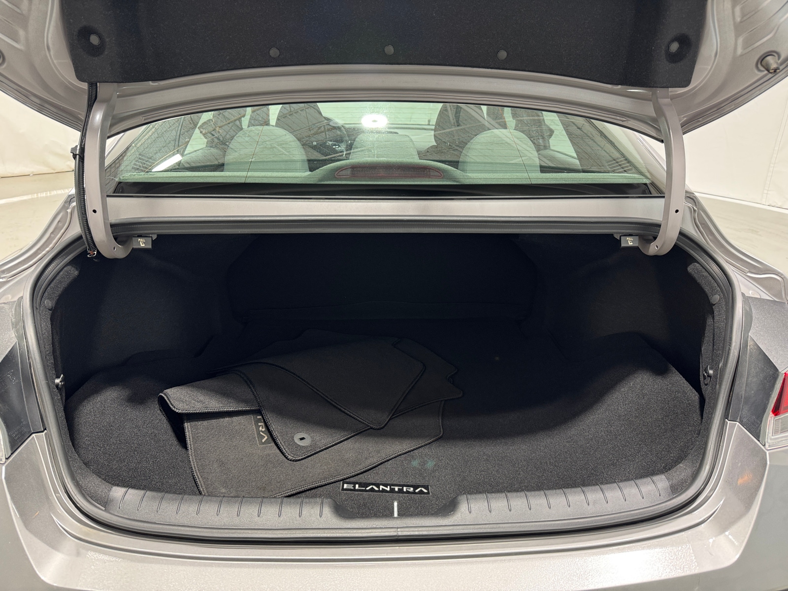 Thumbnail: 2024 Hyundai Elantra - 7