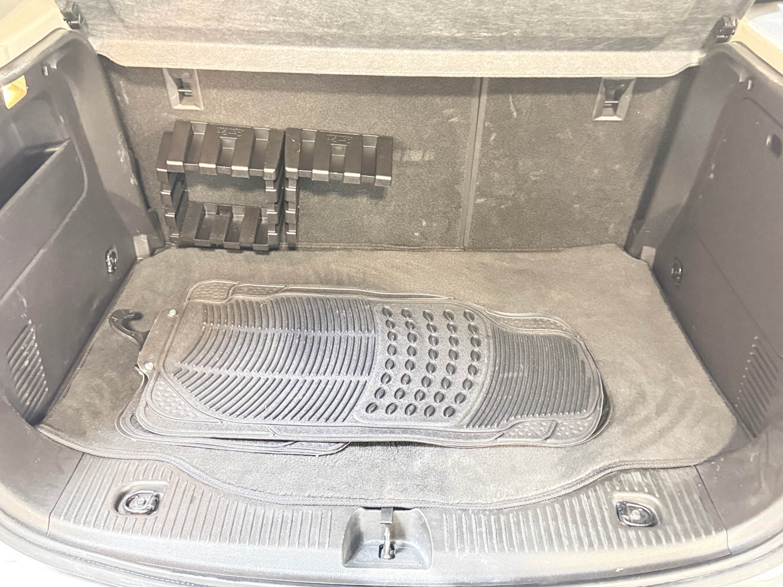 Thumbnail: 2019 Buick Encore - 6