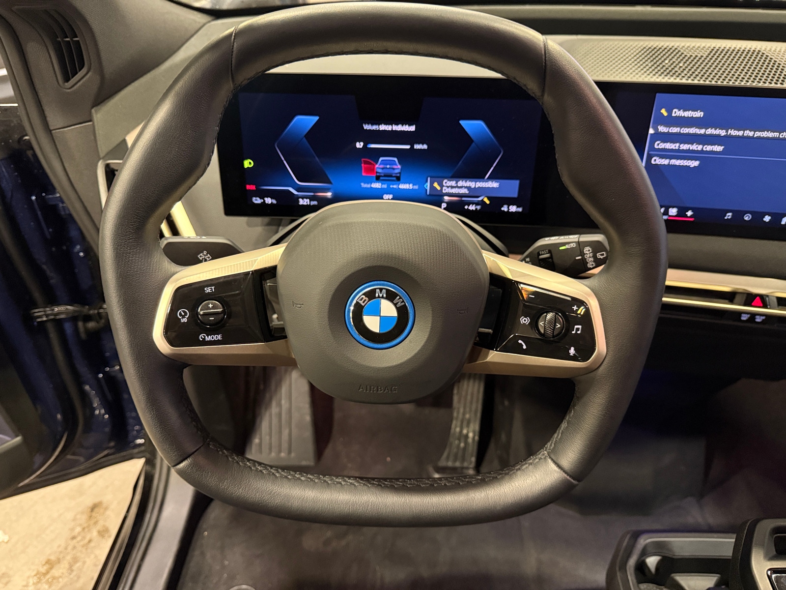 Thumbnail: 2025 BMW iX - 4