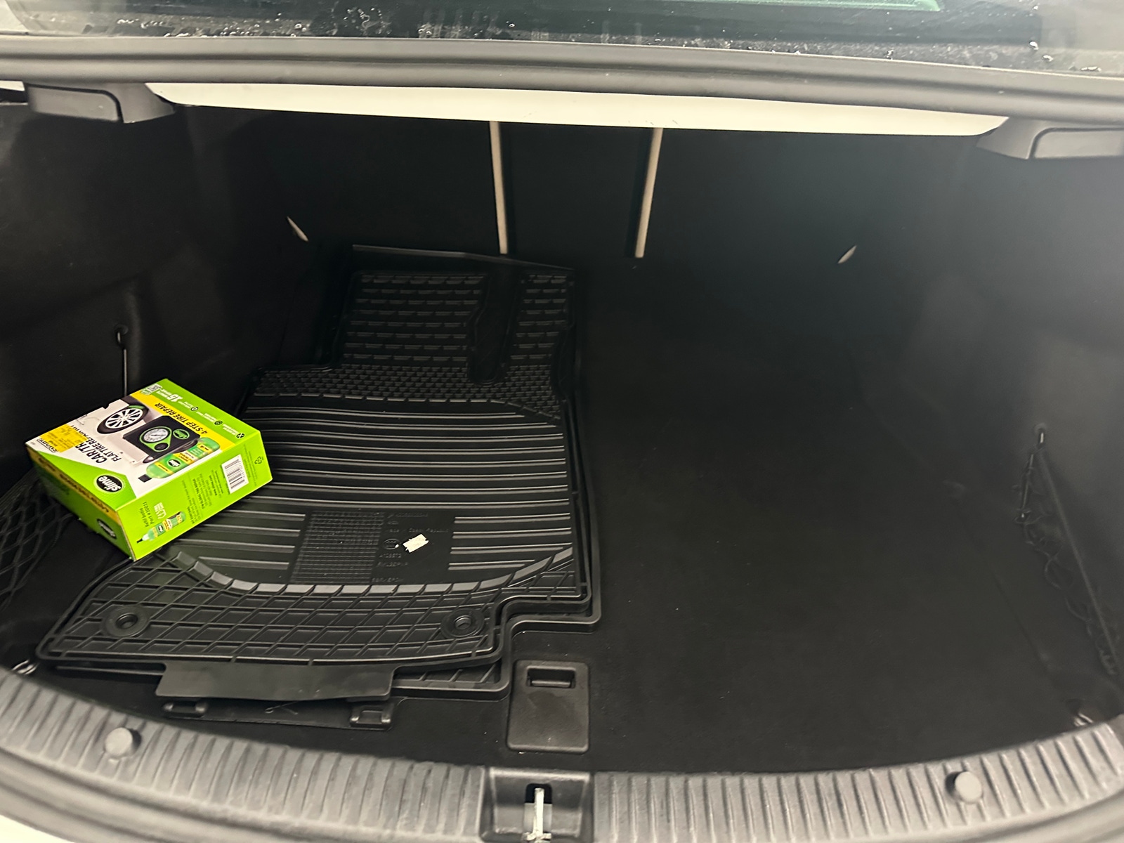 Thumbnail: 2020 Mercedes-Benz C-Class - 6