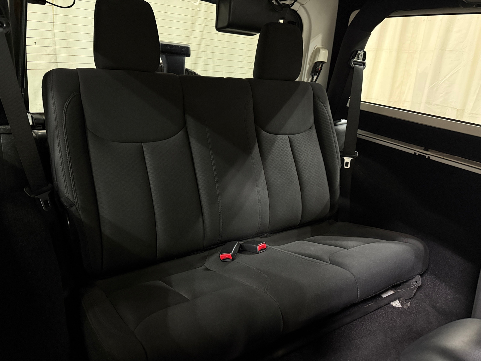 Thumbnail: 2018 Jeep Wrangler - 6