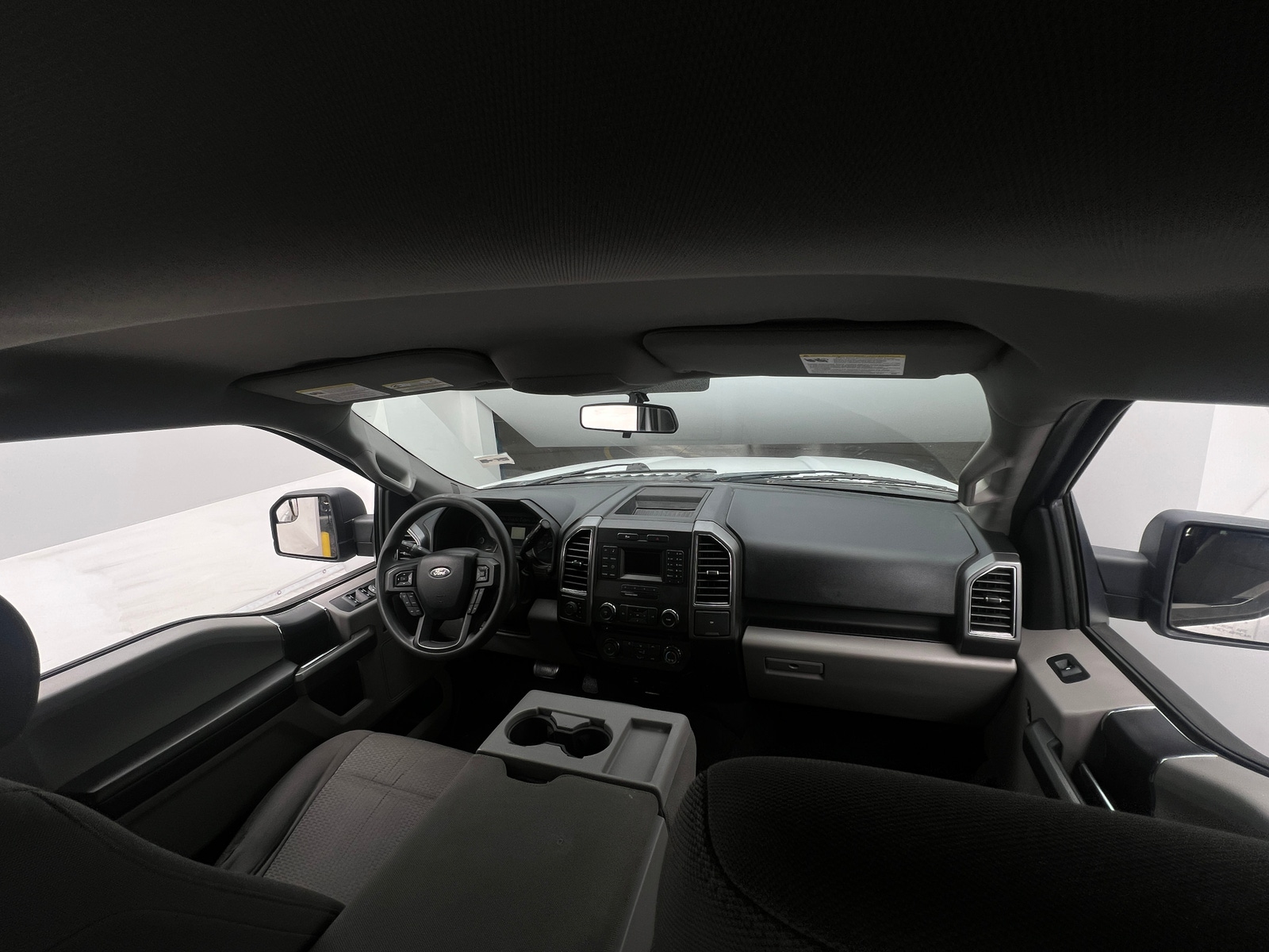 Thumbnail: 2017 Ford Econoline - 3