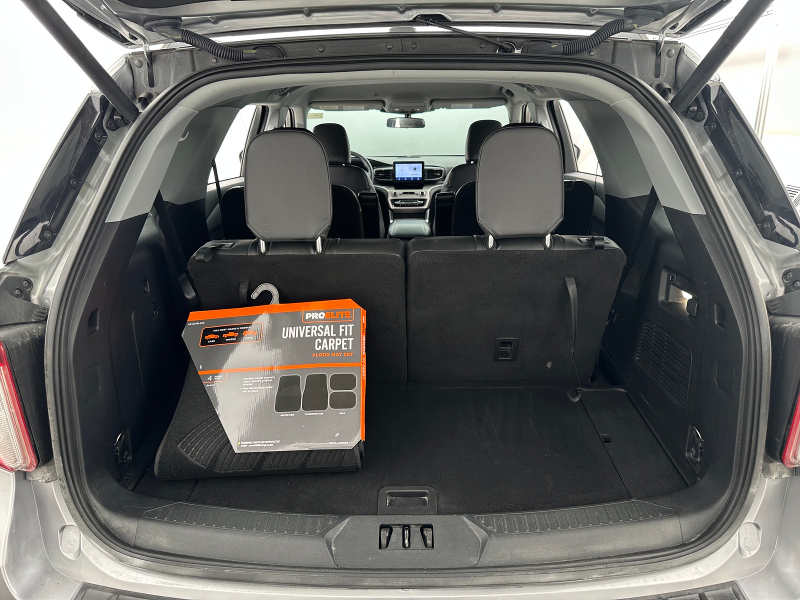 Thumbnail: 2022 Ford Explorer - 7