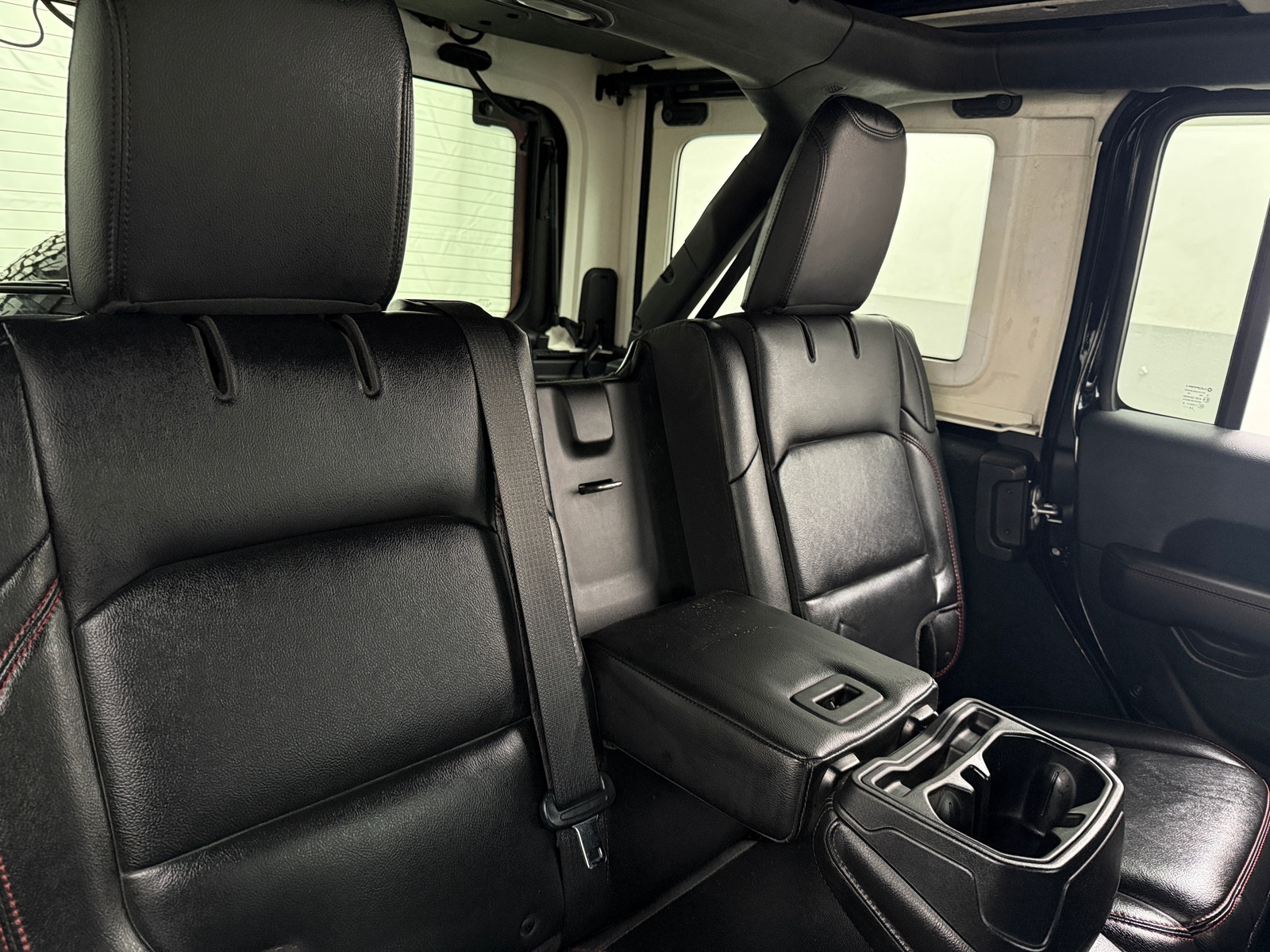 Thumbnail: 2018 Jeep Wrangler - 5