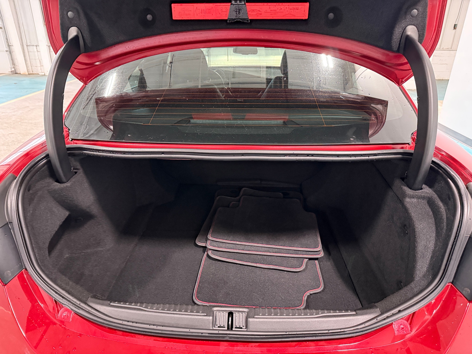 Thumbnail: 2018 Alfa Romeo Giulia - 6