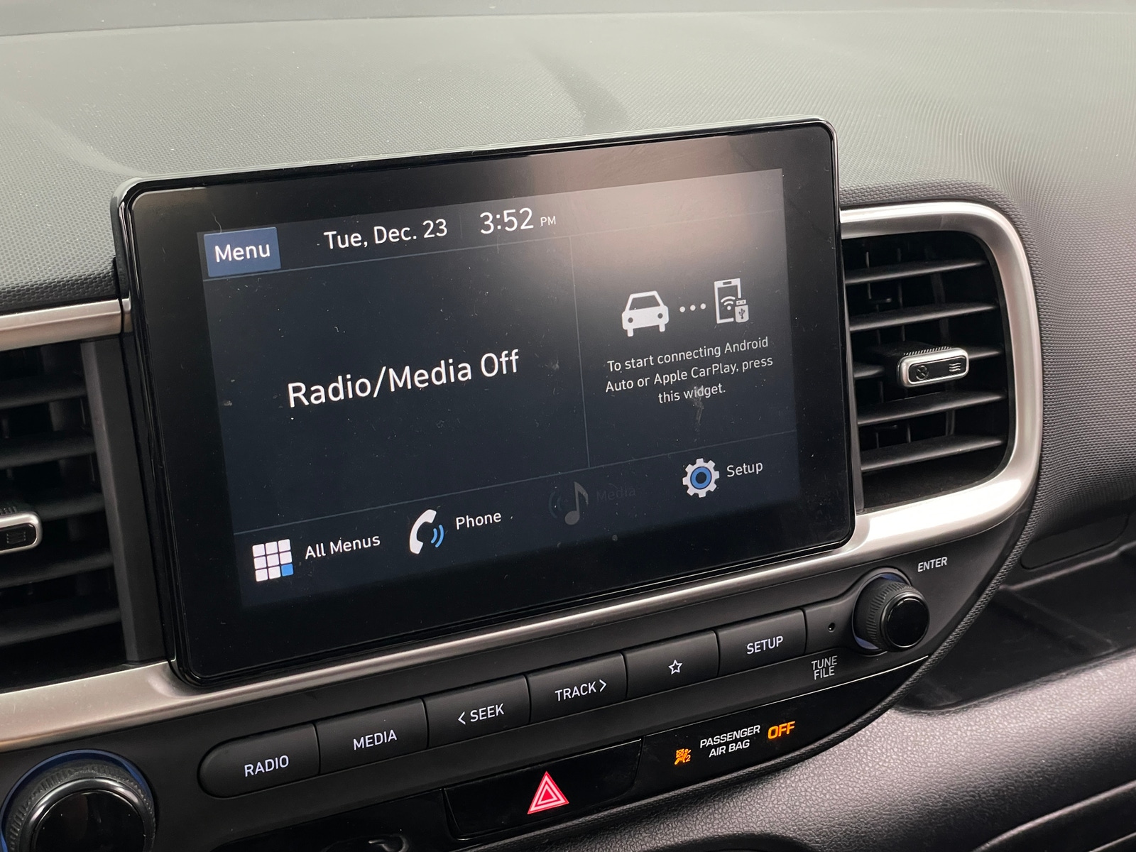 Thumbnail: 2021 Hyundai Venue - 4