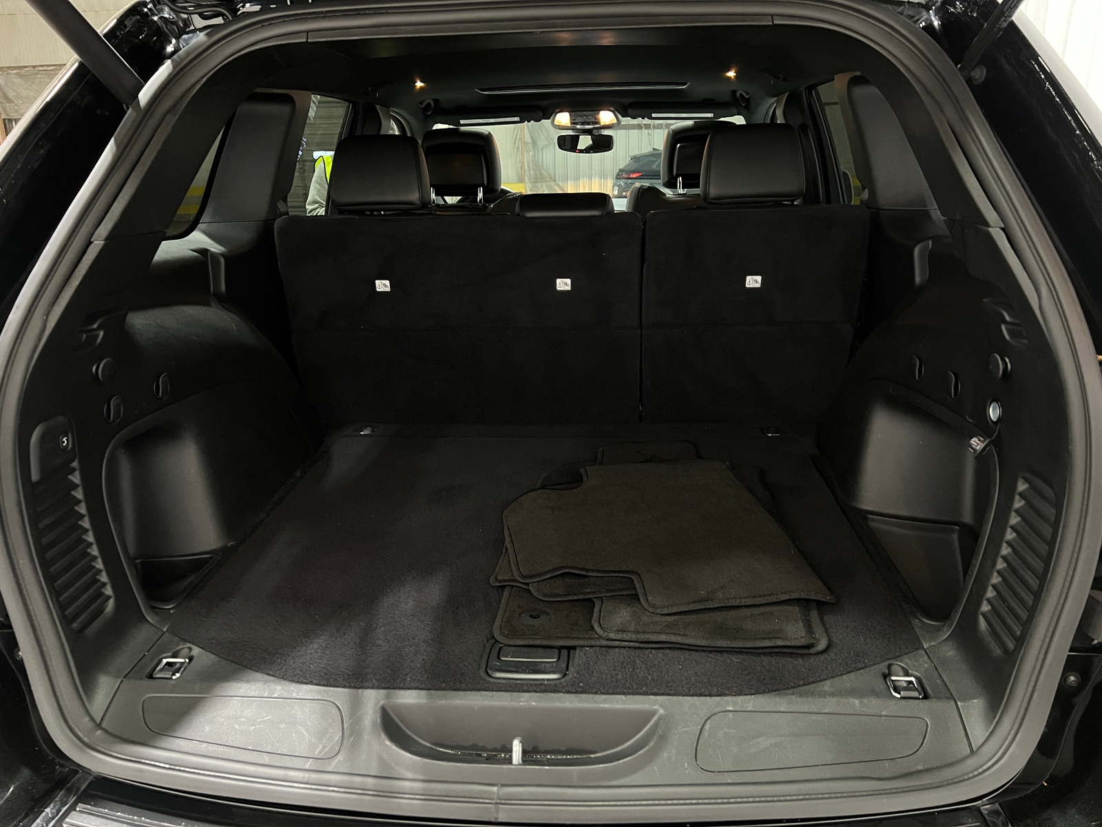 Thumbnail: 2021 Jeep Grand Cherokee - 6