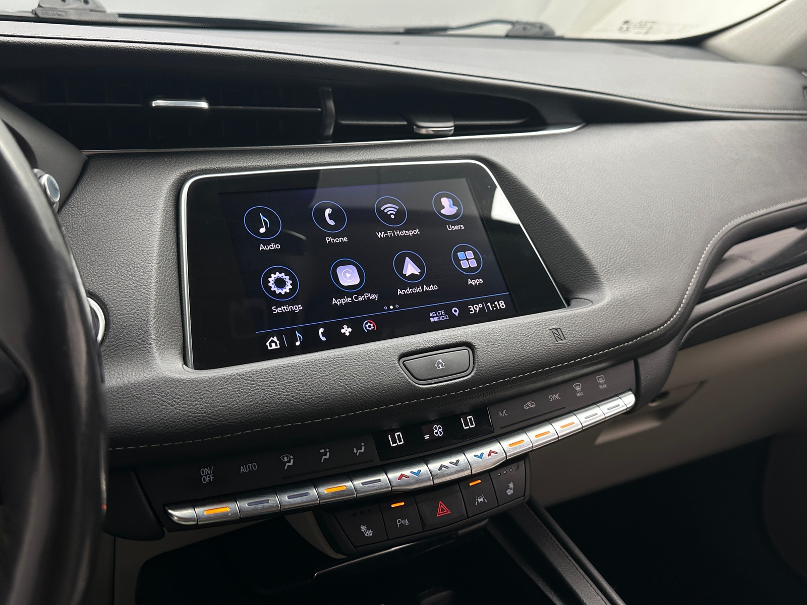 Thumbnail: 2019 Cadillac XT4 - 3