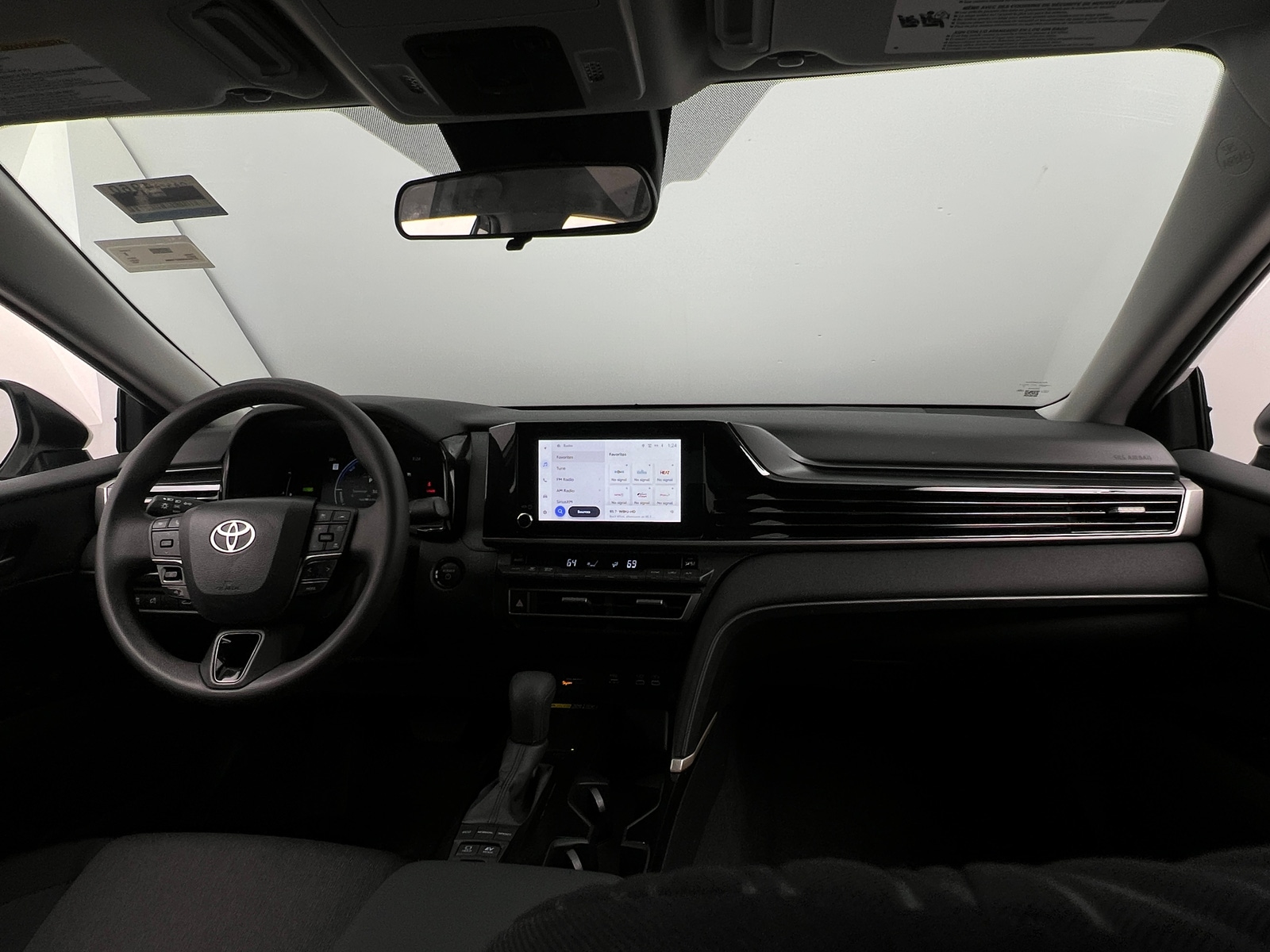 Thumbnail: 2025 Toyota Camry - 3