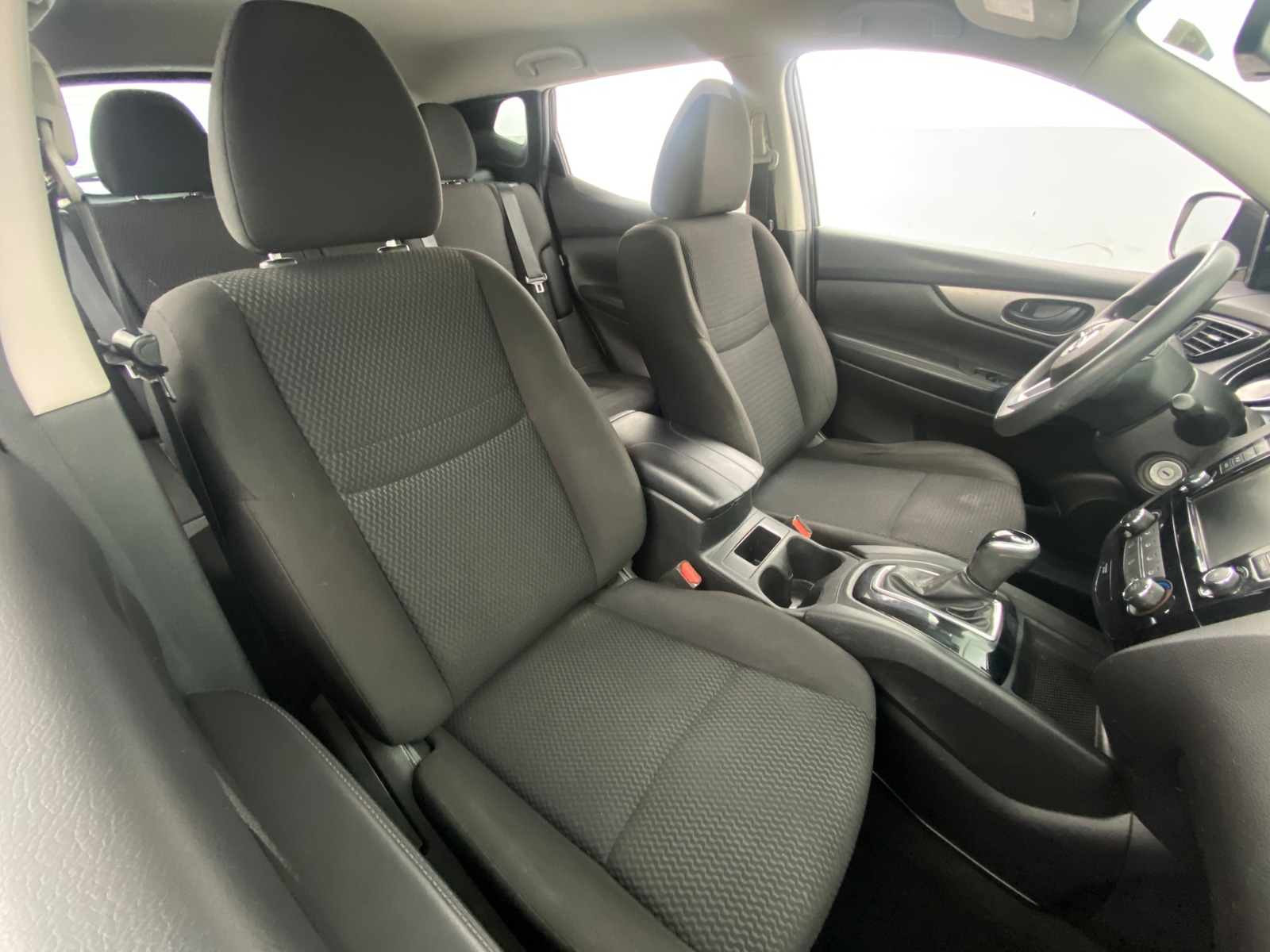 Thumbnail: 2020 Nissan Rogue Sport - 2