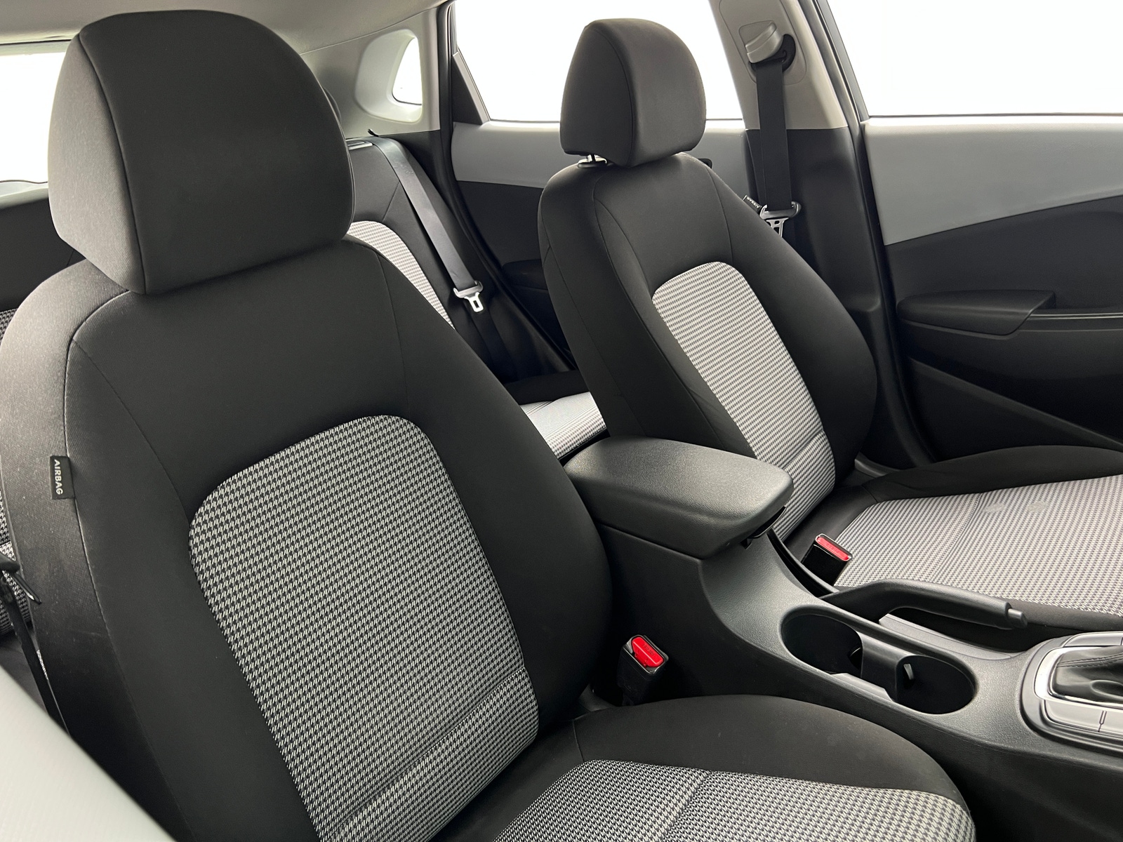 Thumbnail: 2019 Hyundai Kona - 2